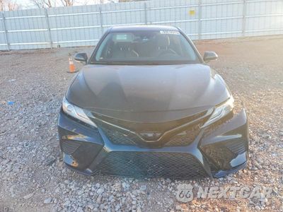 Piąte zdjęcie samochodu w środku: 2019 TOYOTA CAMRY XSE VIN:4T1B61HK0KU769852 - miniatura