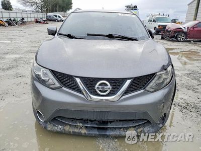 Piąte zdjęcie samochodu w środku: 2017 NISSAN ROGUE SPORT S VIN:JN1BJ1CR8HW131534 - miniatura