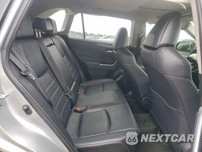 Zdjęcie 11 z 13 samochodu: 2024 TOYOTA RAV4 XLE PREMIUM VIN:JTMC1RFV7RJ027091 - miniatura