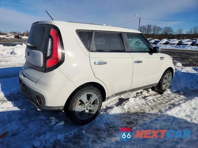 Trzecie zdjęcie samochodu z tyłu: 2018 KIA SOUL VIN:KNDJN2A29J7595991 - miniatura