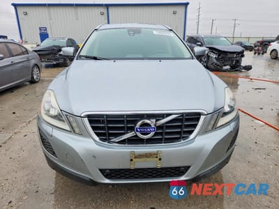 Piąte zdjęcie samochodu w środku: 2011 VOLVO XC60 3.2 VIN:YV4952DL9B2163663 - miniatura
