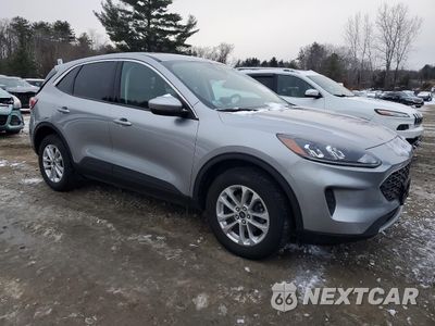 Czwarte zdjęcie samochodu z boku: 2021 FORD ESCAPE SE VIN:1FMCU9G66MUA99949 - miniatura