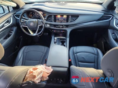 Zdjęcie 8 z 13 samochodu: 2022 BUICK ENCLAVE PREMIUM VIN:5GAEVBKW8NJ115923 - miniatura