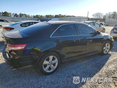 Trzecie zdjęcie samochodu z tyłu: 2010 TOYOTA CAMRY BASE VIN:4T1BF3EK9AU015850 - miniatura