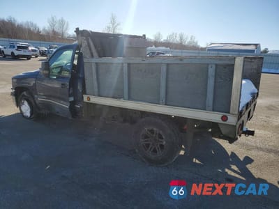 Drugie zdjęcie samochodu z przodu: 2000 CHEVROLET SILVERADO K1500 VIN:1GCEK14V1YE415970 - miniatura