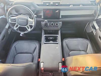 Zdjęcie 8 z 13 samochodu: 2024 LAND ROVER DEFENDER 130 S VIN:SALEJFEU3R2337631 - miniatura