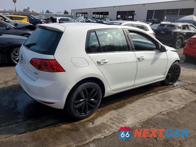 Trzecie zdjęcie samochodu z tyłu: 2016 VOLKSWAGEN GOLF S VIN:3VW217AU8GM020145 - miniatura