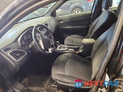 Zdjęcie 7 z 12 samochodu: 2013 CHRYSLER 200 TOURING VIN:1C3CCBBG2DN607945 - miniatura