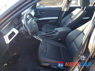 Zdjęcie 7 z 12 samochodu: 2007 BMW 328 I VIN:WBAVA37517NE27013 - miniatura