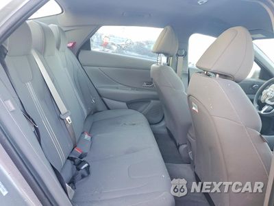 Zdjęcie 10 z 12 samochodu: 2025 HYUNDAI ELANTRA BLUE VIN:KMHLM4DJ4SU177945 - miniatura