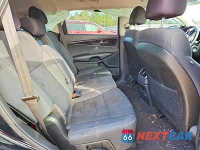 Zdjęcie 11 z 14 samochodu: 2018 KIA SORENTO LX VIN:5XYPG4A38JG357531 - miniatura