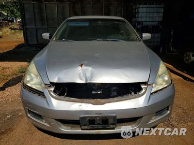 Piąte zdjęcie samochodu w środku: 2007 HONDA ACCORD EX VIN:1HGCM56767A182117 - miniatura