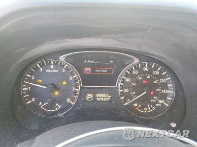 Zdjęcie 9 z 13 samochodu: 2014 NISSAN PATHFINDER S VIN:5N1AR2MN5EC718754 - miniatura