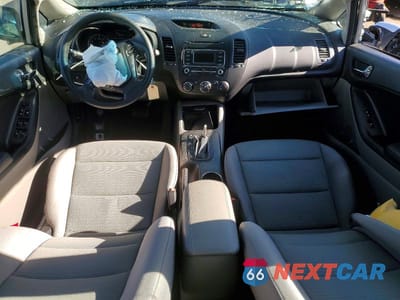 Zdjęcie 8 z 12 samochodu: 2014 KIA FORTE LX VIN:KNAFX4A66E5166000 - miniatura