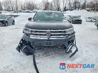Piąte zdjęcie samochodu w środku: 2023 VOLKSWAGEN ATLAS CROSS SPORT SEL PREMIUM R-LINE VIN:1V2FE2CA1PC207435 - miniatura
