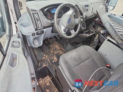 Zdjęcie 8 z 11 samochodu: 2019 FORD TRANSIT T-150 UTILITY / SERVICE VAN VIN:1FTYE1ZM6KKB88000 - miniatura
