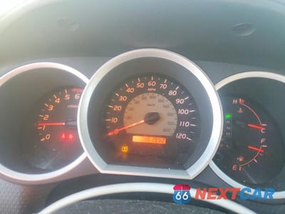 Zdjęcie 9 z 11 samochodu: 2010 TOYOTA TACOMA V6 VIN:3TMMU4FN0AM023048 - miniatura