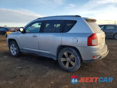 Drugie zdjęcie samochodu z przodu: 2012 JEEP COMPASS LATITUDE VIN:1C4NJDEB6CD573485 - miniatura