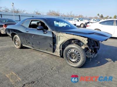 Czwarte zdjęcie samochodu z boku: 2016 DODGE CHALLENGER SXT VIN:2C3CDZAG8GH184597 - miniatura