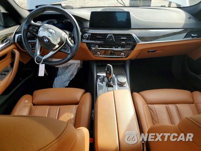 Zdjęcie 8 z 11 samochodu: 2019 BMW 540 I VIN:WBAJE5C53KWE66662 - miniatura
