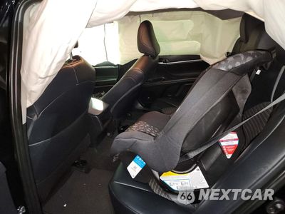 Zdjęcie 10 z 14 samochodu: 2019 TOYOTA CAMRY L VIN:4T1B11HK5KU839215 - miniatura