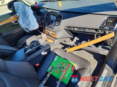 Zdjęcie 8 z 11 samochodu: 2022 VOLVO XC90 T6 MOMENTUM VIN:YV4A22PK0N1860321 - miniatura