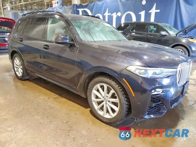 Czwarte zdjęcie samochodu z boku: 2019 BMW X7 XDRIVE50I VIN:5UXCX4C54KLB39669 - miniatura