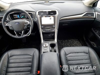Zdjęcie 8 z 12 samochodu: 2018 FORD FUSION SE VIN:3FA6P0H9XJR160922 - miniatura