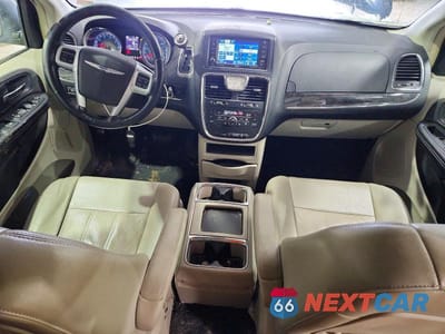 Zdjęcie 8 z 13 samochodu: 2011 CHRYSLER TOWN & COUNTRY TOURING L VIN:2A4RR8DG7BR615523 - miniatura