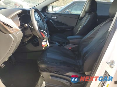 Zdjęcie 7 z 13 samochodu: 2017 HYUNDAI SANTA FE SPORT VIN:5XYZT3LB2HG434164 - miniatura