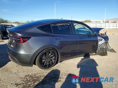 Trzecie zdjęcie samochodu z tyłu: 2023 TESLA MODEL Y VIN:7SAYGDEE1PF905498 - miniatura
