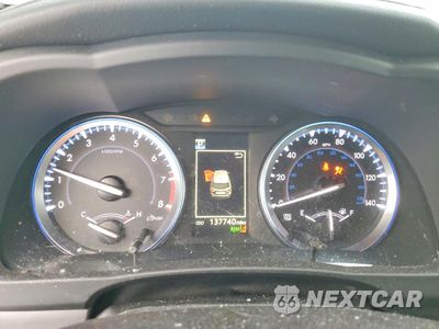 Zdjęcie 9 z 14 samochodu: 2017 TOYOTA HIGHLANDER SE VIN:5TDJZRFH9HS376202 - miniatura