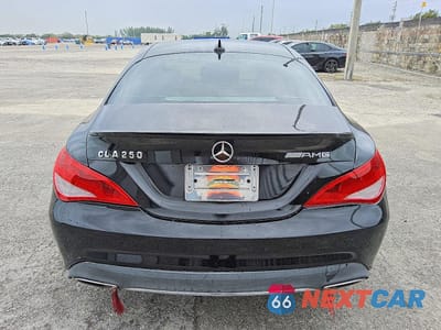 Zdjęcie 6 z 13 samochodu: 2018 MERCEDES-BENZ CLA 250 VIN:WDDSJ4EB2JN598903 - miniatura