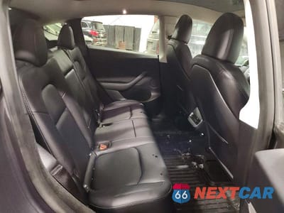 Zdjęcie 10 z 12 samochodu: 2023 TESLA MODEL Y VIN:7SAYGDEE0PF891402 - miniatura