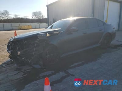 2026 BMW M5 WBS83FK06TCV35419 - główne zdjęcie licytacji z USA - miniatura