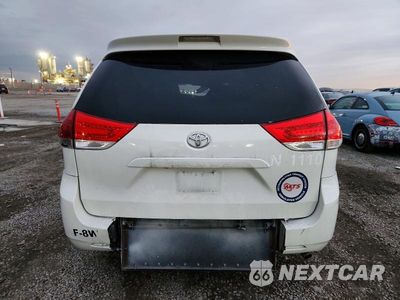 Zdjęcie 6 z 13 samochodu: 2013 TOYOTA SIENNA LE VIN:5TDKK3DC2DS309142 - miniatura