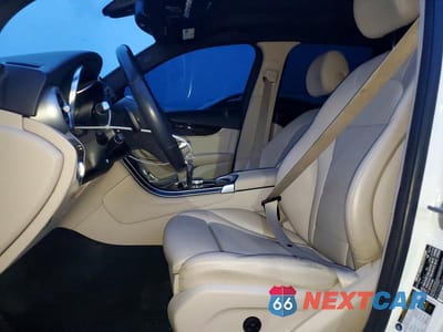 Zdjęcie 7 z 12 samochodu: 2017 MERCEDES-BENZ GLC 300 VIN:WDC0G4JB1HF229017 - miniatura