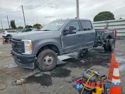 2024 FORD F350 SUPER DUTY 1FT8W3DTXPED65239 - główne zdjęcie licytacji z USA - miniatura
