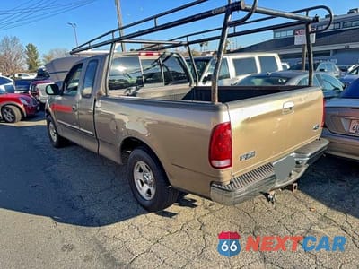 Trzecie zdjęcie samochodu z tyłu: 2001 FORD F150 VIN:1FTRX17L81NA76272 - miniatura