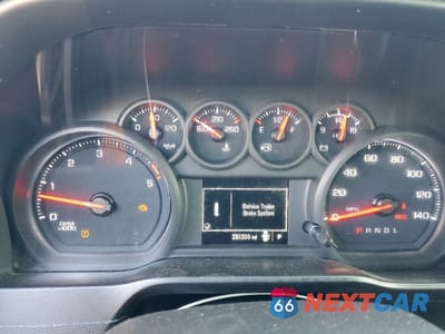 Zdjęcie 8 z 10 samochodu: 2021 CHEVROLET SILVERADO C3500 VIN:1GB4WREY3MF285352 - miniatura