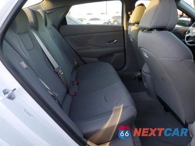 Zdjęcie 10 z 12 samochodu: 2025 HYUNDAI ELANTRA SE VIN:KMHLL4DG6SU054574 - miniatura