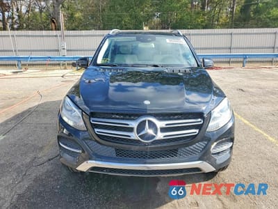 Piąte zdjęcie samochodu w środku: 2016 MERCEDES-BENZ GLE 350 4MATIC VIN:4JGDA5HB9GA699291 - miniatura