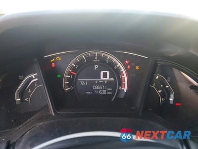 Zdjęcie 9 z 13 samochodu: 2016 HONDA CIVIC LX VIN:2HGFC2F51GH562531 - miniatura