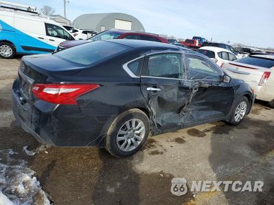 Trzecie zdjęcie samochodu z tyłu: 2017 NISSAN ALTIMA 2.5 VIN:1N4AL3APXHN360339 - miniatura