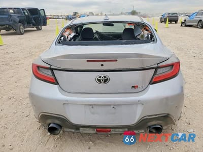 Zdjęcie 6 z 13 samochodu: 2025 TOYOTA GR86 PREMIUM VIN:JF1ZNBE12S8752590 - miniatura