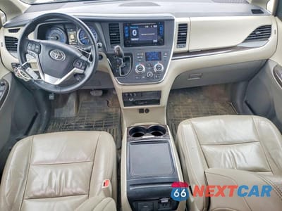 Zdjęcie 8 z 13 samochodu: 2015 TOYOTA SIENNA XLE VIN:5TDYK3DC7FS605609 - miniatura