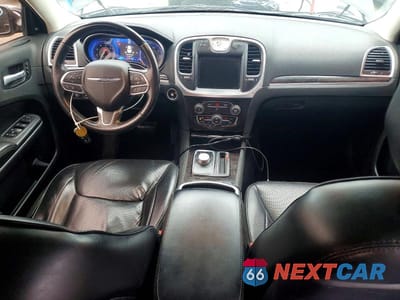 Zdjęcie 8 z 11 samochodu: 2020 CHRYSLER 300 LIMITED VIN:2C3CCAEG9LH124398 - miniatura