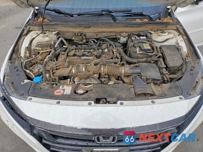 Zdjęcie 11 z 12 samochodu: 2018 HONDA ACCORD VIN:1HGCV1F94JA018945 - miniatura