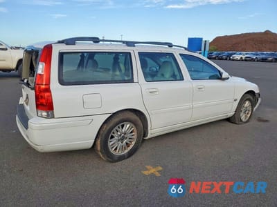 Trzecie zdjęcie samochodu z tyłu: 2005 VOLVO V70 VIN:YV1SW612X52513093 - miniatura