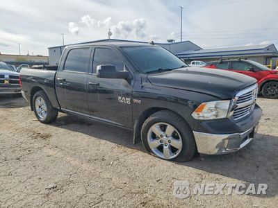 Czwarte zdjęcie samochodu z boku: 2018 RAM 1500 SLT VIN:3C6RR6LT6JG154366 - miniatura